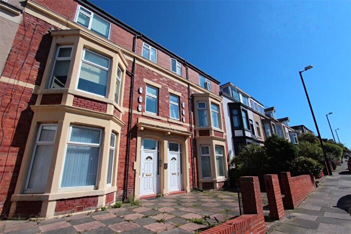 6 Bedroom Terraced House For Sale In Esplanade, Whitley Bay, NE26