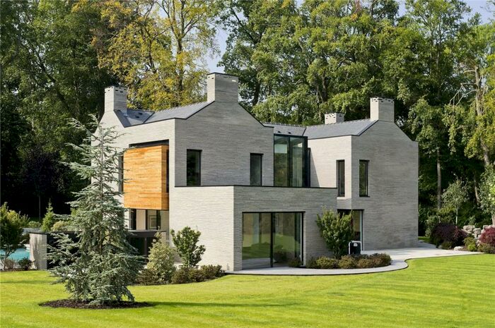 6 Bedroom Detached House To Rent In Hammersley Lane, Penn, High Wycombe, HP10