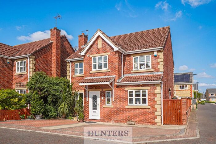 4 Bedroom Detached House For Sale In The Chestnuts, Pontefract, WF8