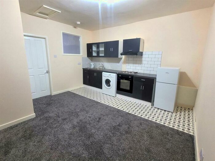1 Bedroom Flat To Rent In Station Road, Erdington, Birmingham, B23