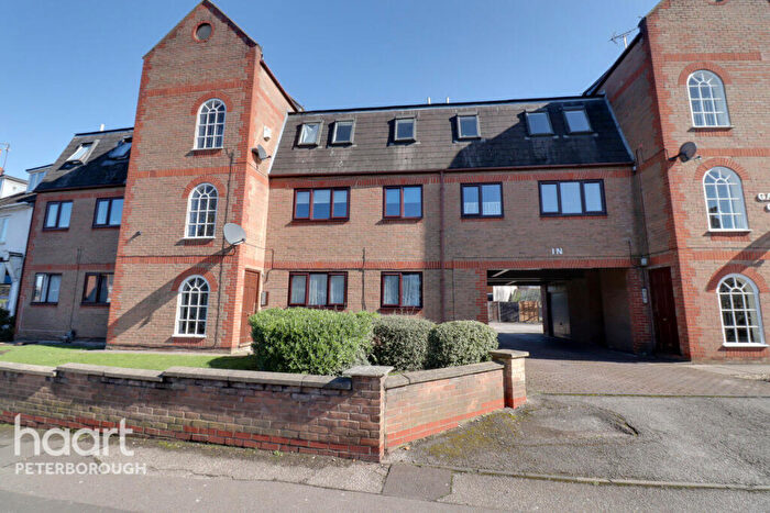 2 Bedroom Flat For Sale In Fletton Avenue, Fletton, PE2