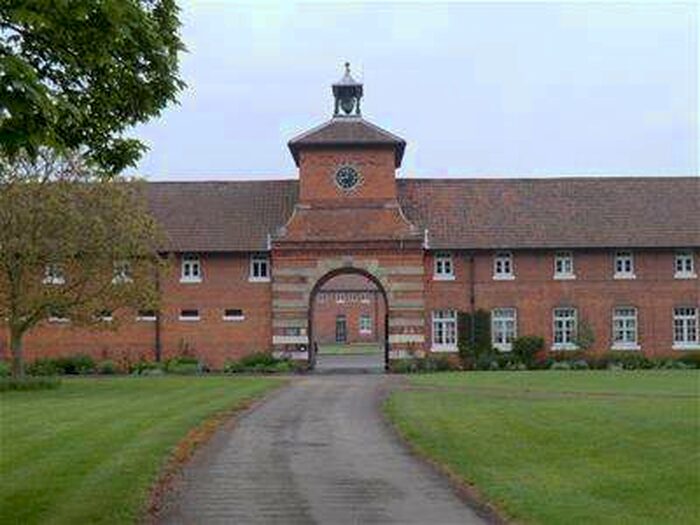 3 Bedroom Town House To Rent In The Shooting Lodge Stable Yard, Wiseton, Doncaster, DN10