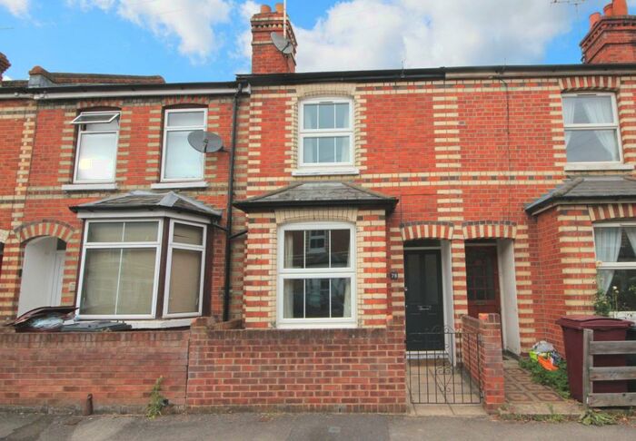 2 Bedroom Terraced House To Rent In Kings Road, Caversham, Reading, Berkshire, RG4