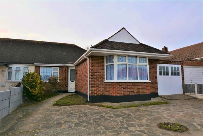 3 Bedroom Semi-Detached Bungalow To Rent In Steyning Avenue, Southend-On-Sea, SS2