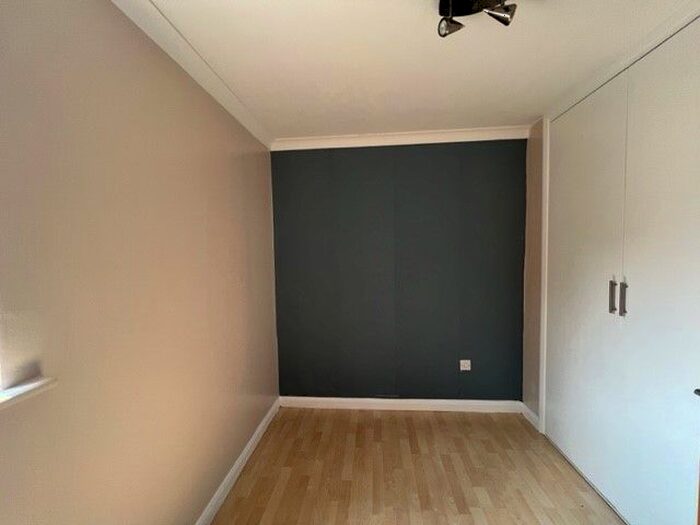 Studio To Rent In Howard Close, Waltham Abbey, EN9