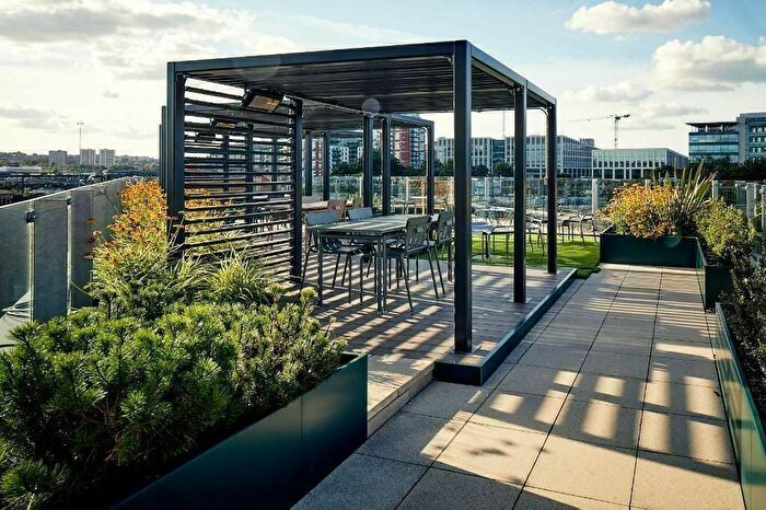 1 Bedroom Flat To Rent In Mustard Wharf At Tower Works, Industrial Collection, LS1