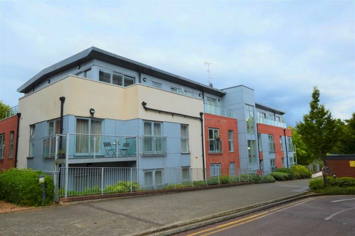 1 Bedroom Flat To Rent In Charrington Place, St Albans, AL1