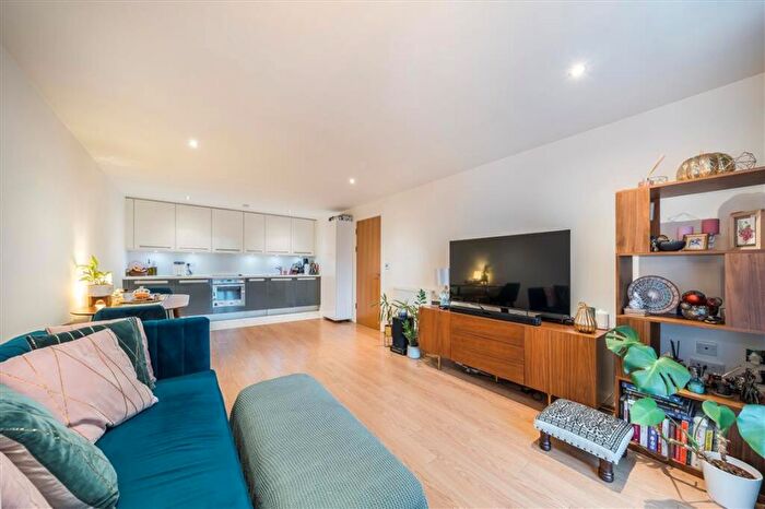 2 Bedroom Flat For Sale In Conington Road, Lewisham, SE13