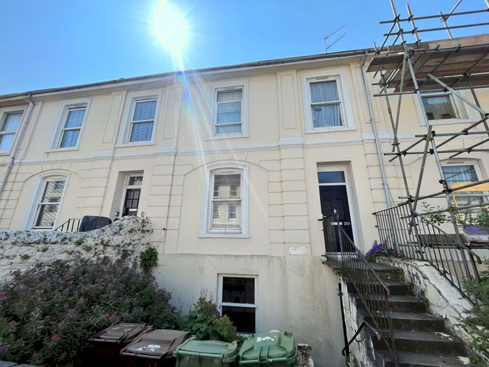 2 Bedroom Flat To Rent In North Road West, Plymouth, PL1