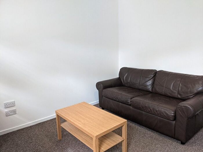 1 Bedroom Flat To Rent In Kings Crescent, City Centre, Aberdeen, AB24