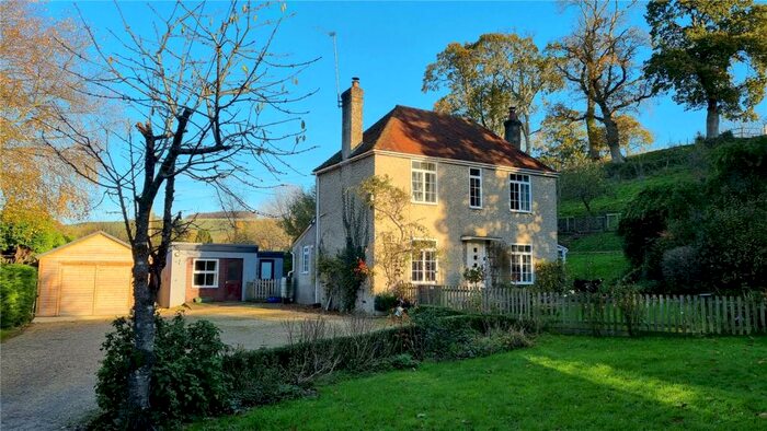 3 Bedroom Equestrian Facility For Sale In Melbury Abbas, Shaftesbury, Dorset, SP7