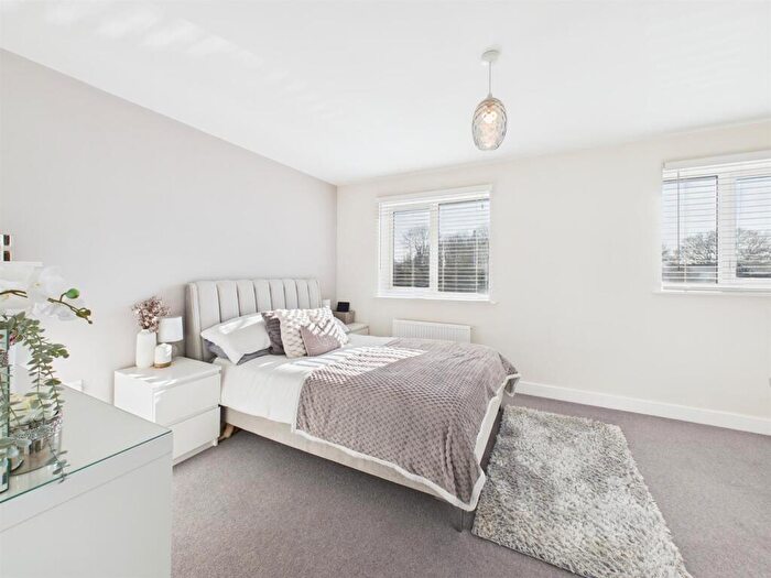 2 Bedroom End Of Terrace House For Sale In Boulton Road, Weston Turville, Aylesbury, HP22