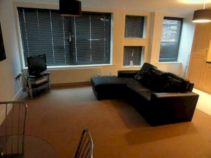2 Bedroom Flat To Rent In Heald Street, Garston, Liverpool, L19