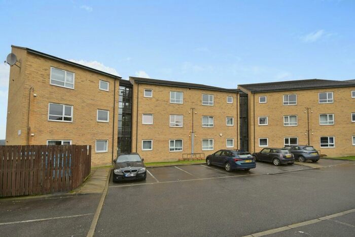 2 Bedroom Flat For Sale In Park Grange Mount, Sheffield, South Yorkshire, S2