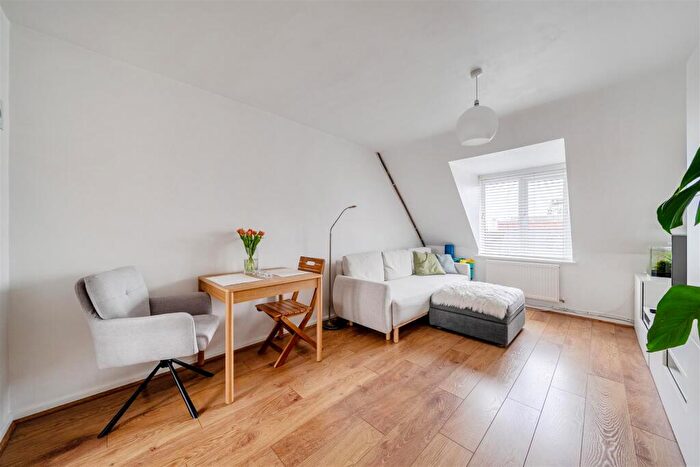 1 Bedroom Apartment For Sale In Princes Street, Dorchester, DT1