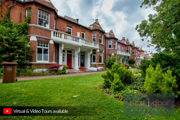 2 Bedroom Apartment To Rent In Lawrie Park Road, Sydenham, SE26