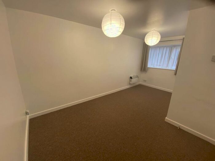 1 Bedroom Flat To Rent In Gravelly Hill, Erdington, Birmingham, B23