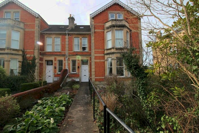 2 Bedroom Flat To Rent In Newbridge Hill, Lower Weston, Bath, BA1