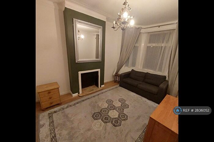 1 Bedroom Flat To Rent In Newham, London, E6