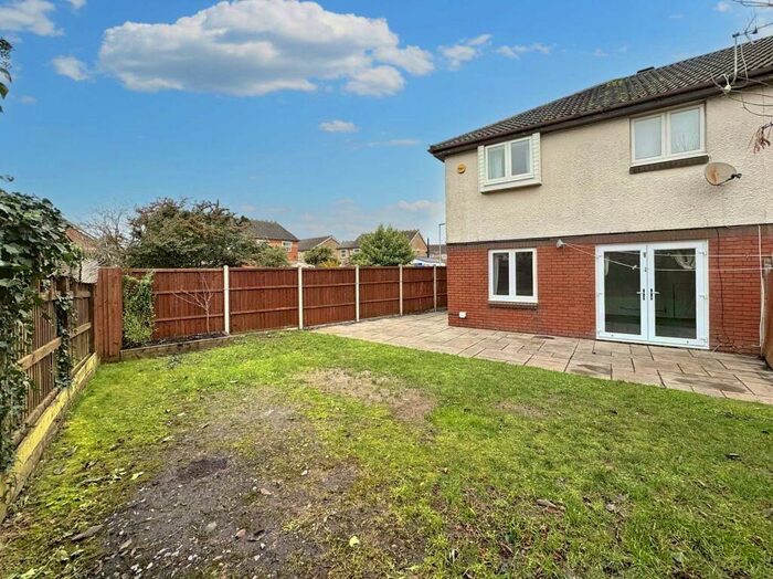 4 Bedroom Semi-Detached House To Rent In Ladysmith Close, Christchurch, BH23