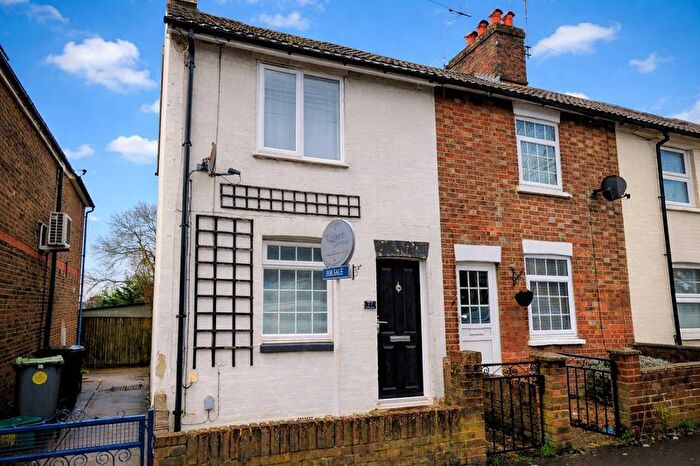 2 Bedroom End Terrace House For Sale In Pembury Road, Tonbridge, TN9