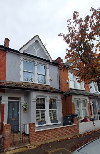 3 Bedroom Terraced House To Rent In Geraldine Road, London, W4
