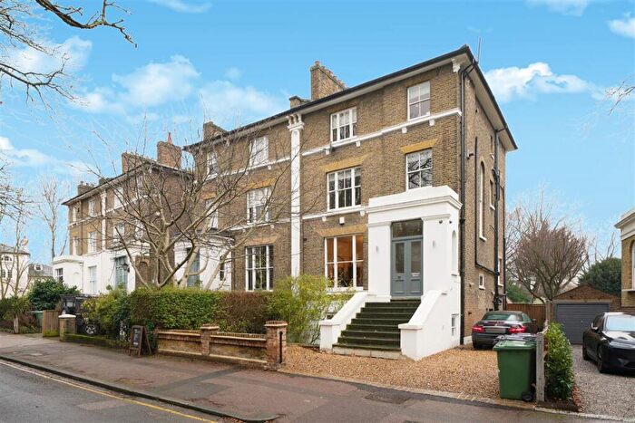 2 Bedroom Flat For Sale In Belmont Grove, SE13
