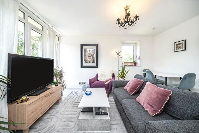 1 Bedroom Flat To Rent In Waverton House, Jodrell Road, London, E3