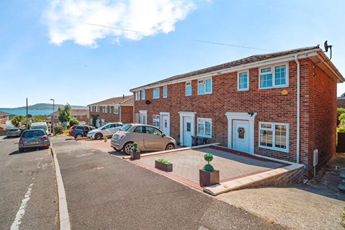 2 Bedroom End Terrace House For Sale In Martleaves Close, Weymouth, DT4