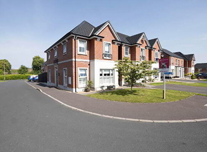3 Bedroom Detached House For Sale In Atherton Square, Lurgan, BT66