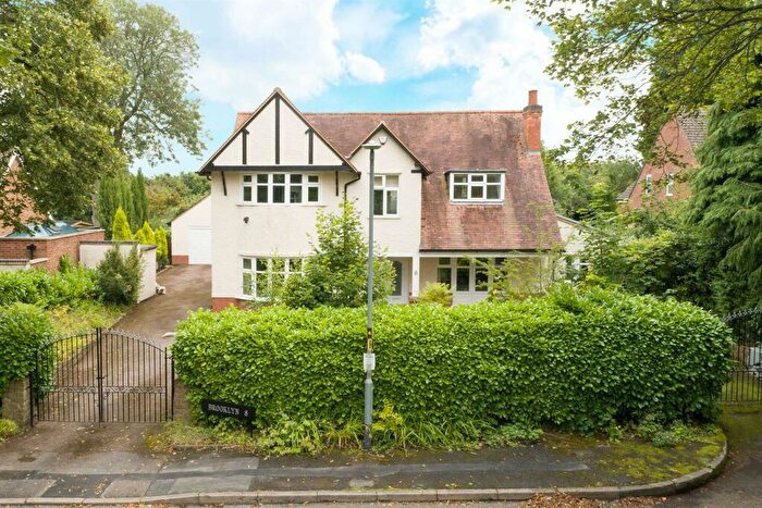 4 Bedroom Detached House To Rent In The Oval, Oadby, Leicestershire, LE2