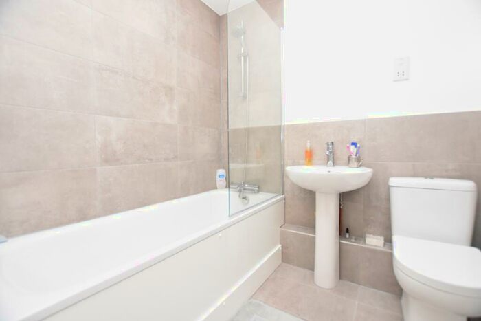 1 Bedroom Apartment For Sale In Glaisher Street, Greenwich, SE8