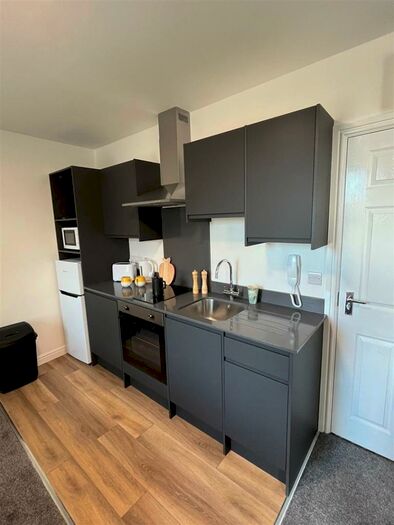 1 Bedroom Private Hall To Rent In Ullswater Road, Lancaster, LA1