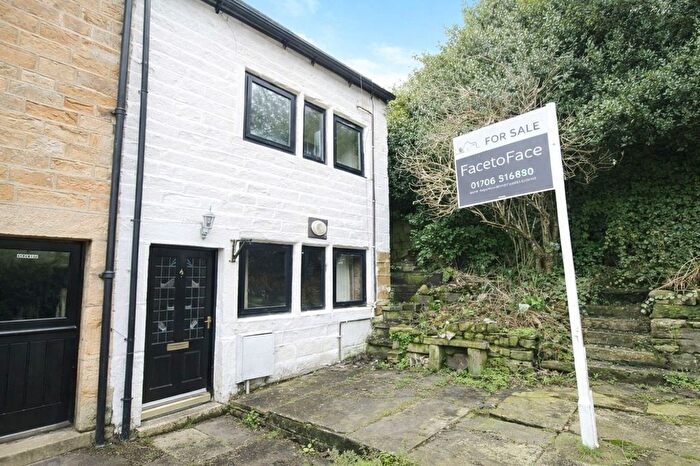 3 Bedroom Cottage For Sale In Cockpit, Todmorden, OL14