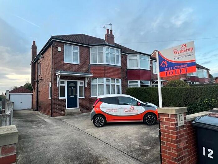 3 Bedroom Semi Detached House To Rent In Talbot Rise, Leeds, West Yorkshire, LS17
