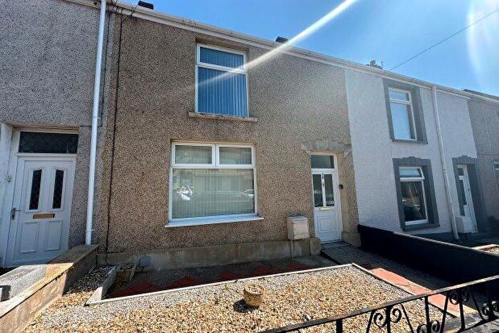 3 Bedroom Property To Rent In Nicholl Street, Abertawe, SA1