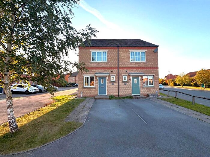 2 Bedroom Semi-detached House For Sale In Jesse Close, Staynor Hall, Selby, YO8