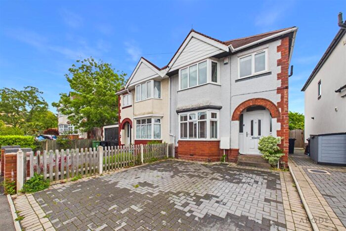 3 Bedroom Semi Detached House For Sale In Park Road, Quarry Bank, Brierley Hill, DY5