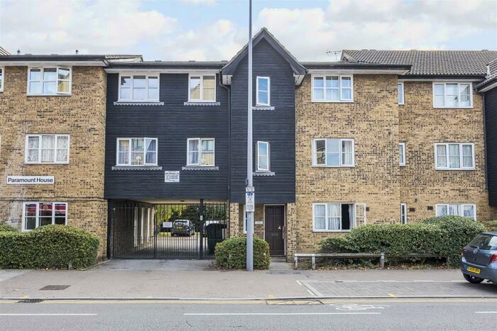 1 Bedroom Apartment To Rent In High Road, Leytonstone, E11