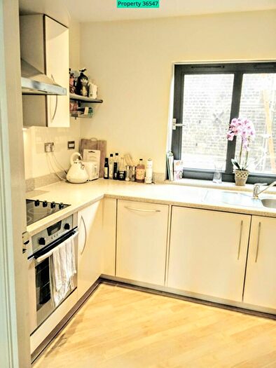 2 Bedroom Apartment To Rent In Newhall Court, George Street, Birmingham, B3