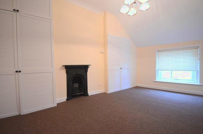 2 Bedroom Flat To Rent In Ashley Road, Boscombe, Bournemouth., BH1