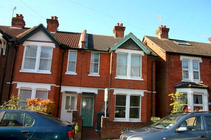 Detached House To Rent In Fff 25 Belle Vue Road, Salisbury, SP1