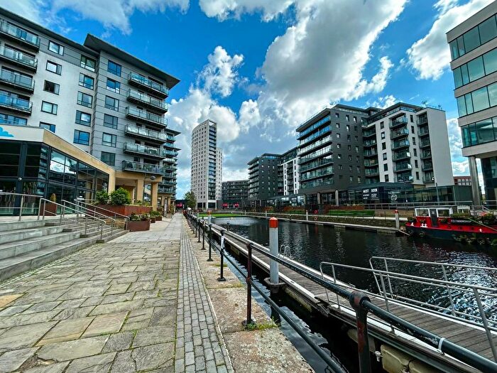 1 Bedroom Flat For Sale In Clarence House, The Boulevard, Leeds, LS10