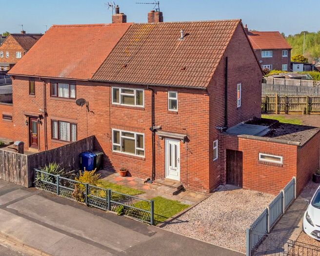 3 Bedroom Semi-Detached House To Rent In Hardy Street, Selby, YO8