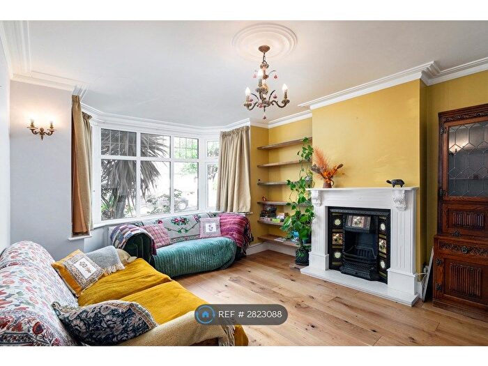 3 Bedroom Semi Detached House To Rent In Grange Road, London, SE19