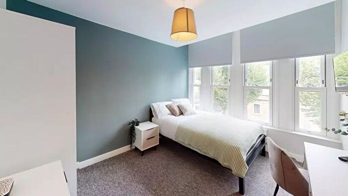 3 Bedroom Flat To Rent In Whiteladies Road, Bristol, BS8