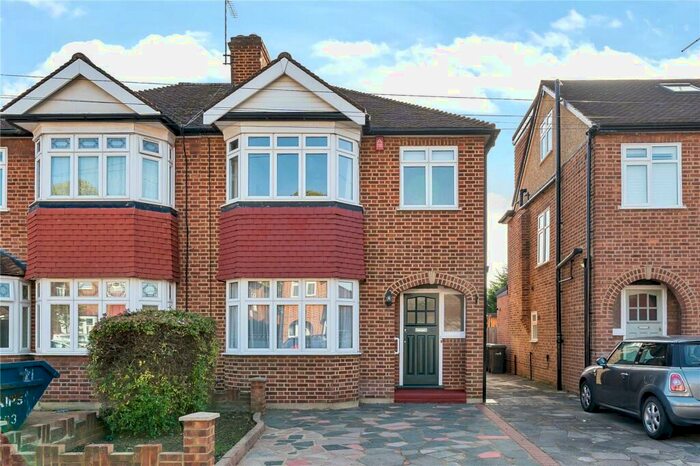 3 Bedroom Semi-Detached House To Rent In Crawley Road, Enfield, EN1