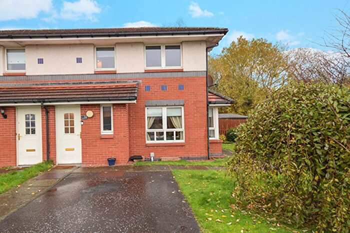 3 Bedroom Semi Detached House For Sale In Abbotsford Avenue, Hamilton, ML3