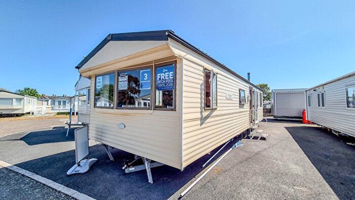 3 Bedroom Park Home For Sale In Suffolk Sands Holiday Park, IP11