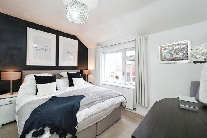 2 Bedroom Semi-Detached House For Sale In Stainforth Street, Mansfield, NG19